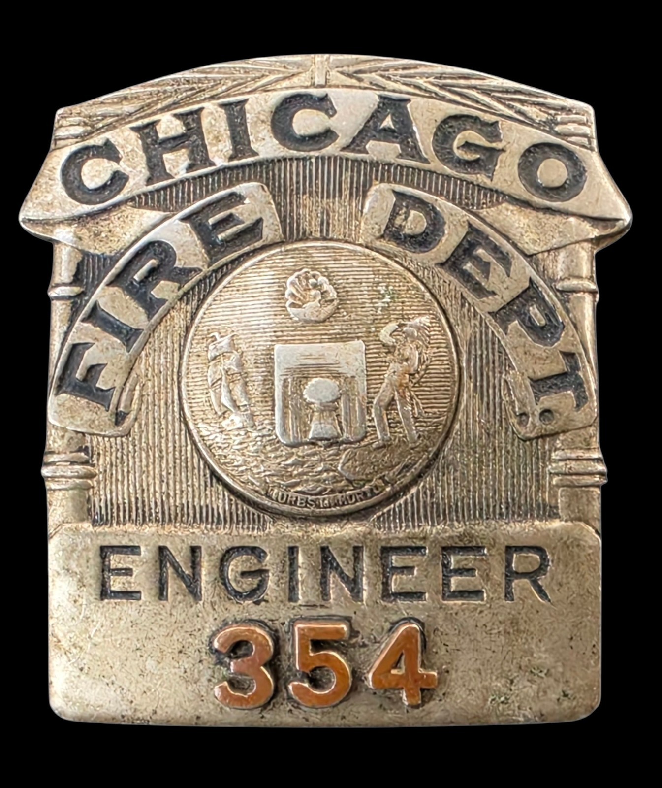 CHICAGO FIRE BADGE C.H. HANSON CO ENGINEER OBSOLETE 1910 - 1928 FIREFIGHTER IL