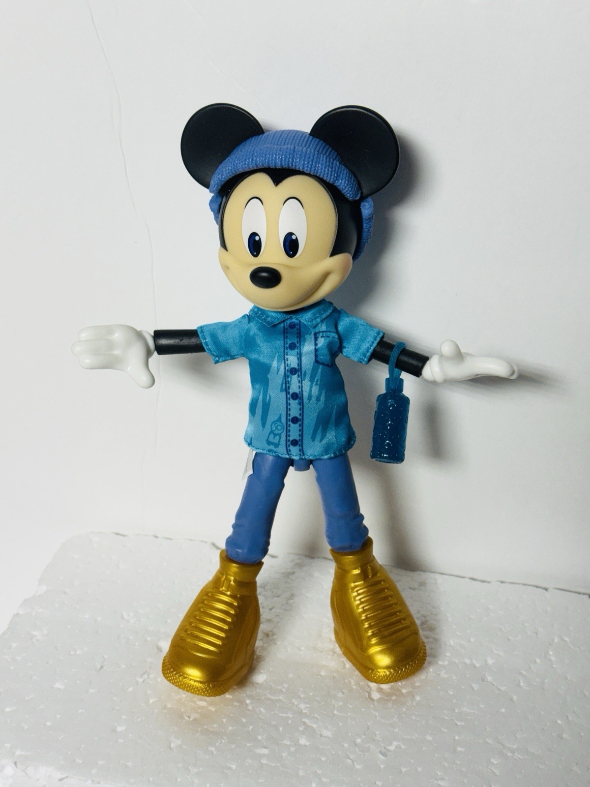 Disney World Articulated Mickey Mouse Figure 9” Plastic Hat Water Bottle Only