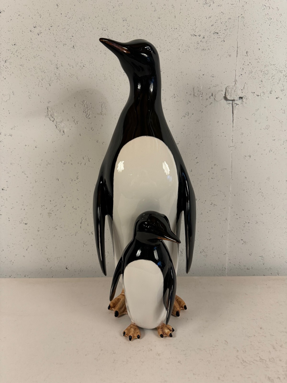 VINTAGE ITALIAN CERAMIC PENGUIN & BABY STATUE 21