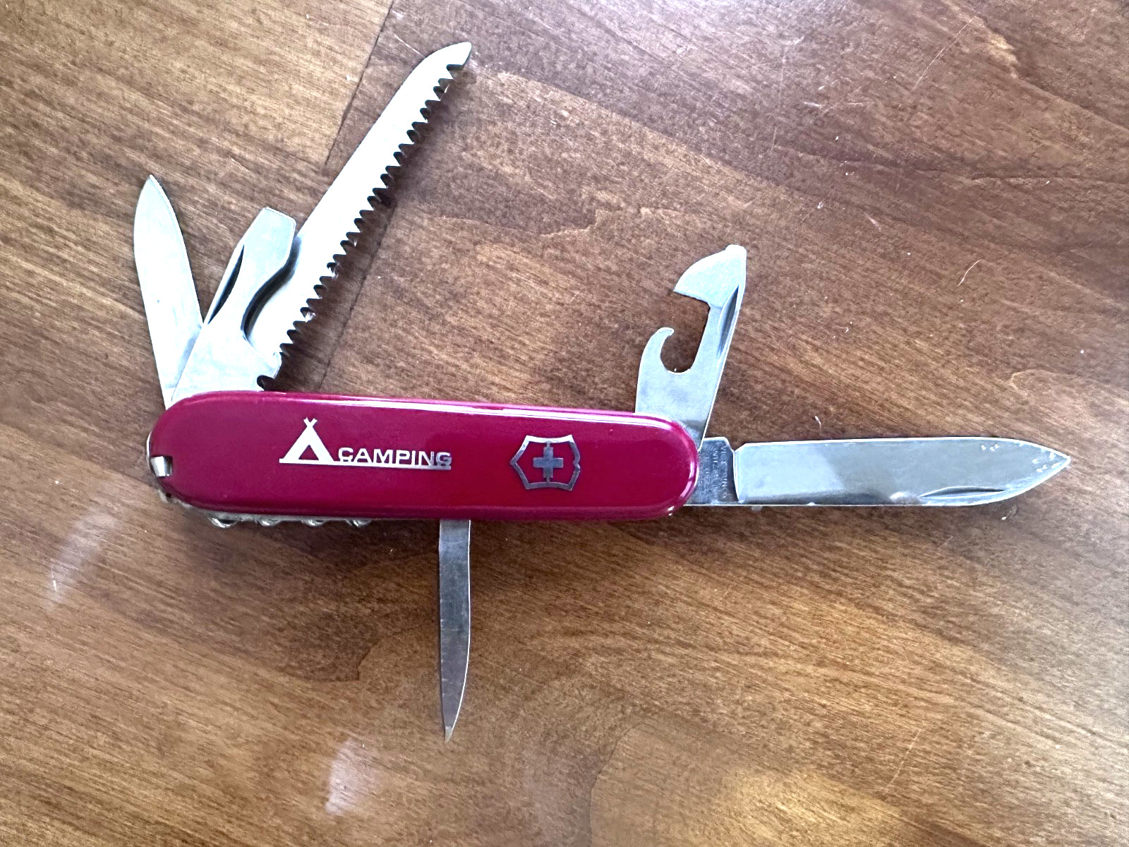 Vintage (1976-1986) Victorinox CAMPING Swiss Army Officier Suisse Knife Rostfrei