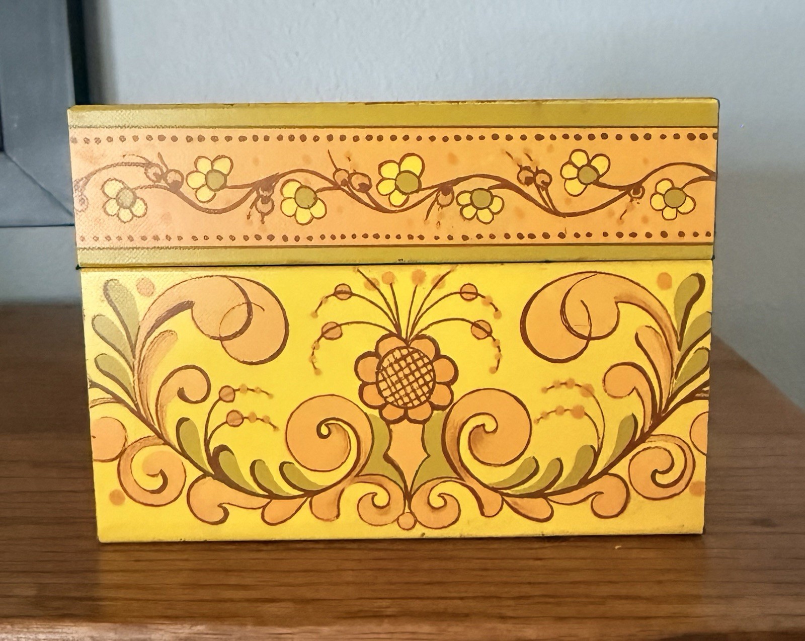 Vintage Avon Recipe Box Granny-core 1970's Boho Mod