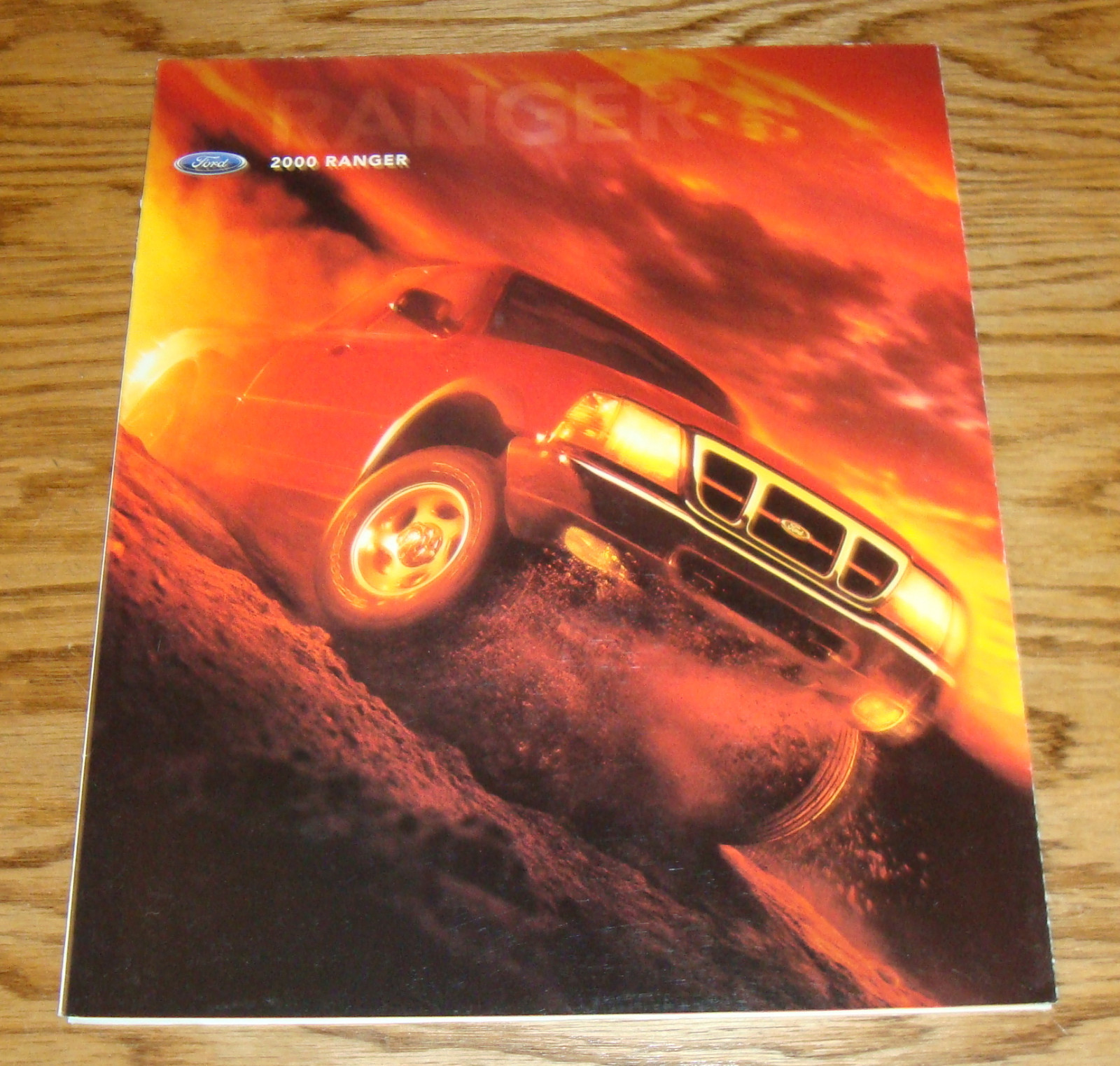 Original 2000 Ford Ranger Pickup Truck Foldout Sales Brochure 00