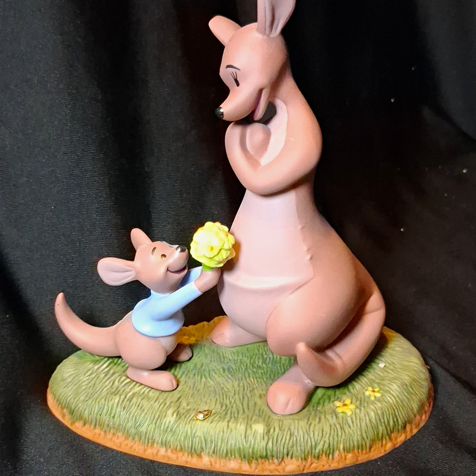 Disney Winnie the Pooh Kanga & Roo Figurine 