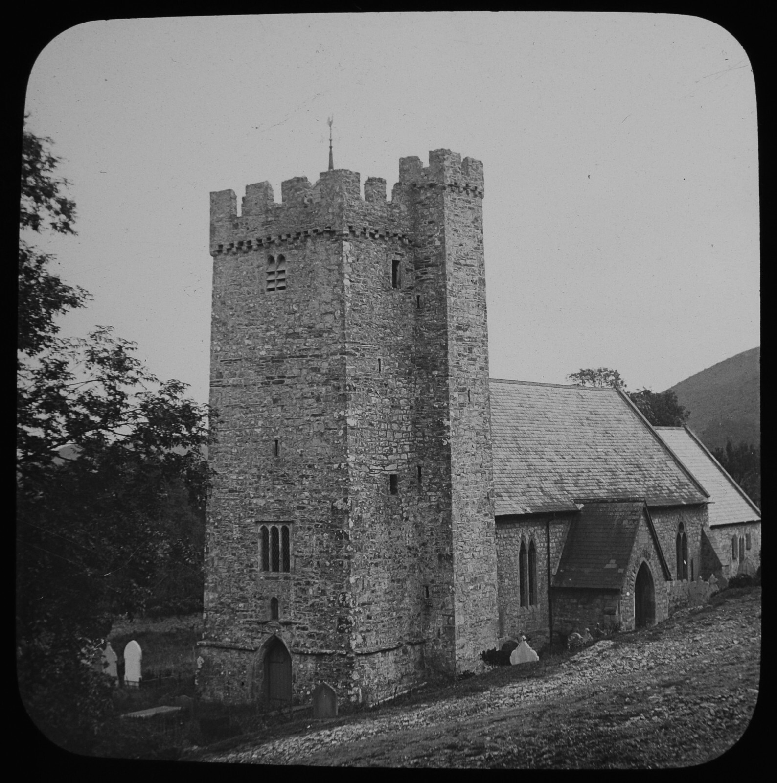 CHURCH WITH UNUSUAL NORMAN TOWER C1900 PHOTO Magic Lantern Slide ENGLAND ?