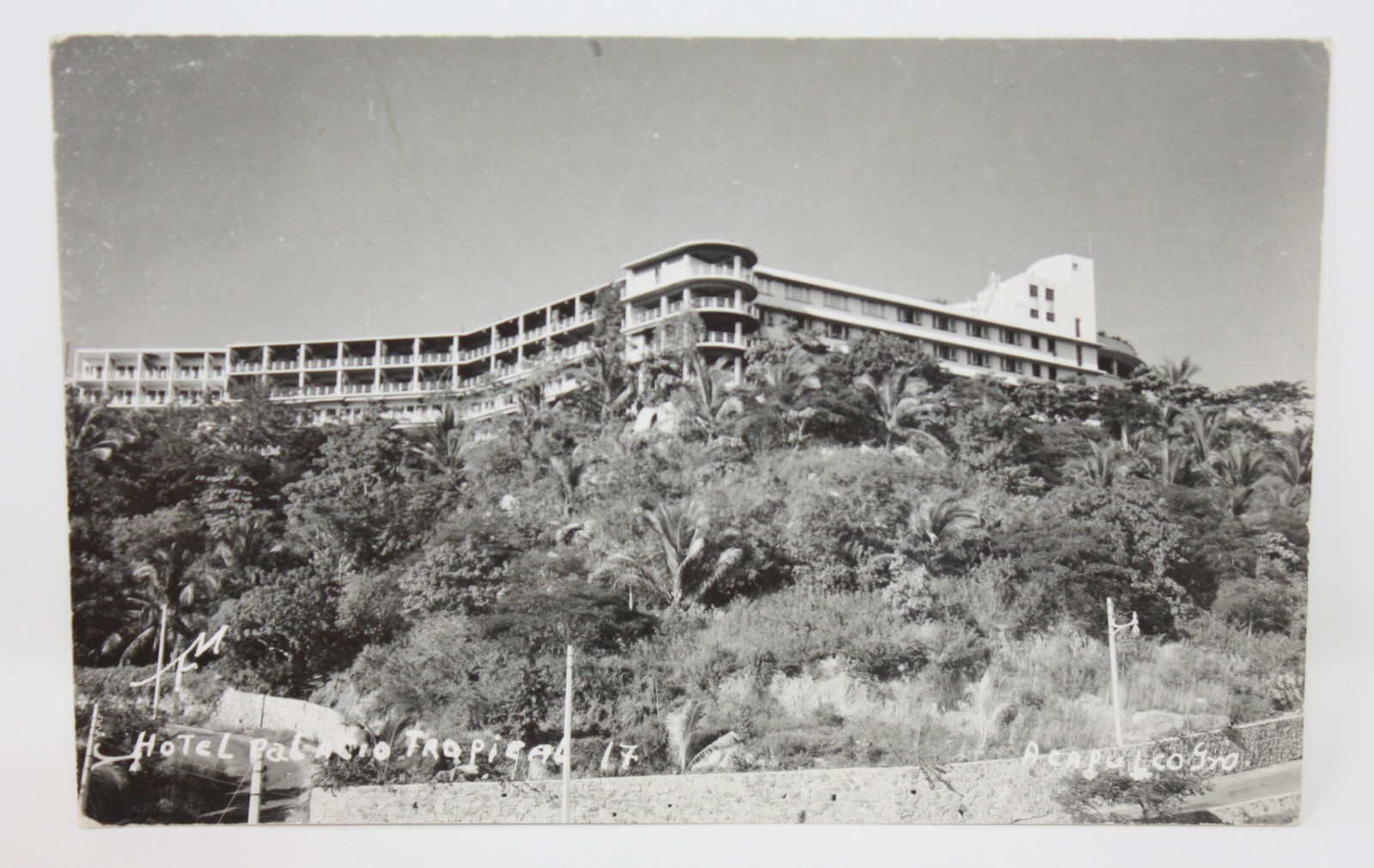 Vintage RPPC Postcard Hotel Palacio Tropical Acapulco Guerrero Mexico