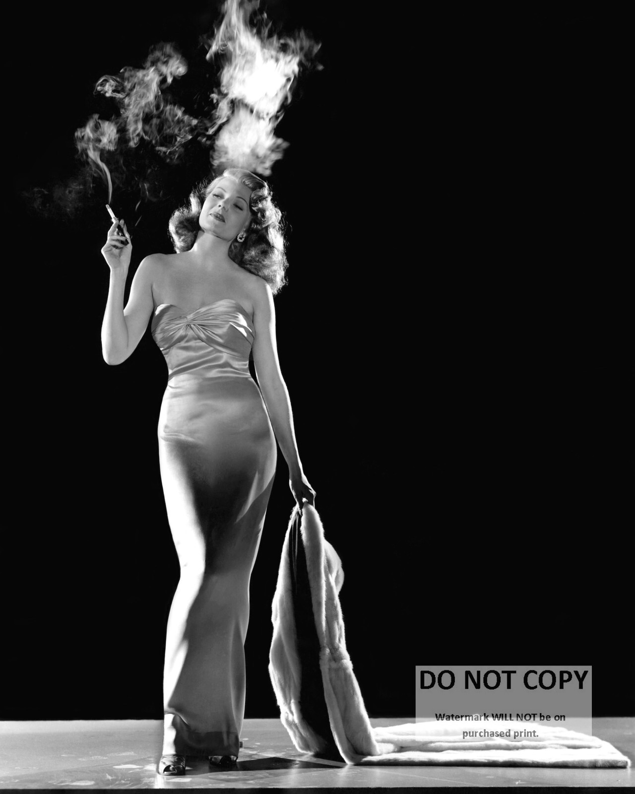RITA HAYWORTH LEGENDARY ACTRESS IN \