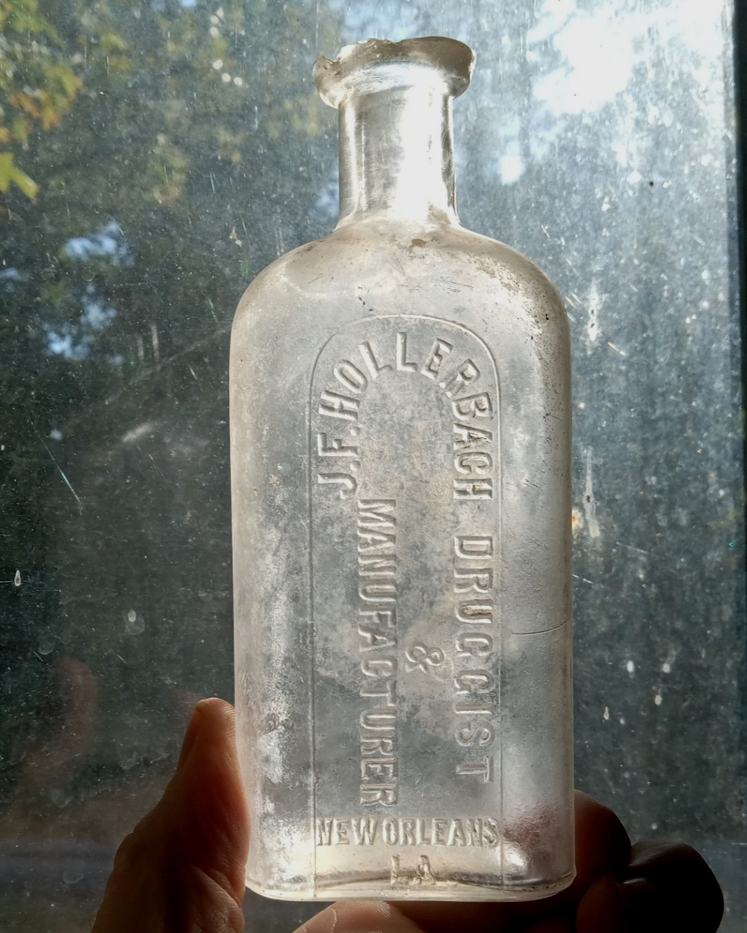 NEW ORLEANS J.F.HOLLERBACH DRUGGIST SCARCE 1880s MED BOTTLE SHOWN DUG IN VIDEO