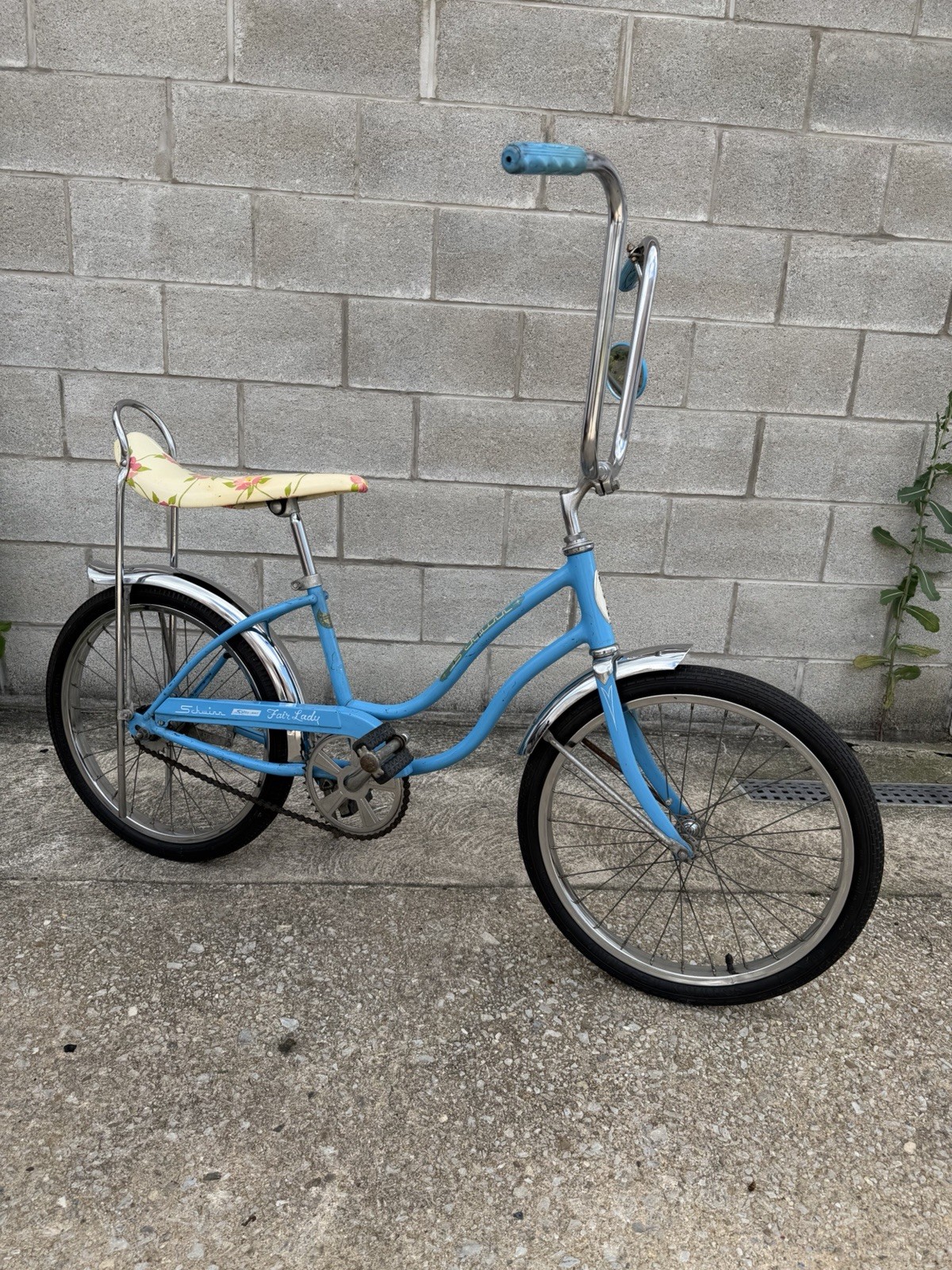 1973 Schwinn Stingray Fair Lady Bicycle  Parts Or Repair