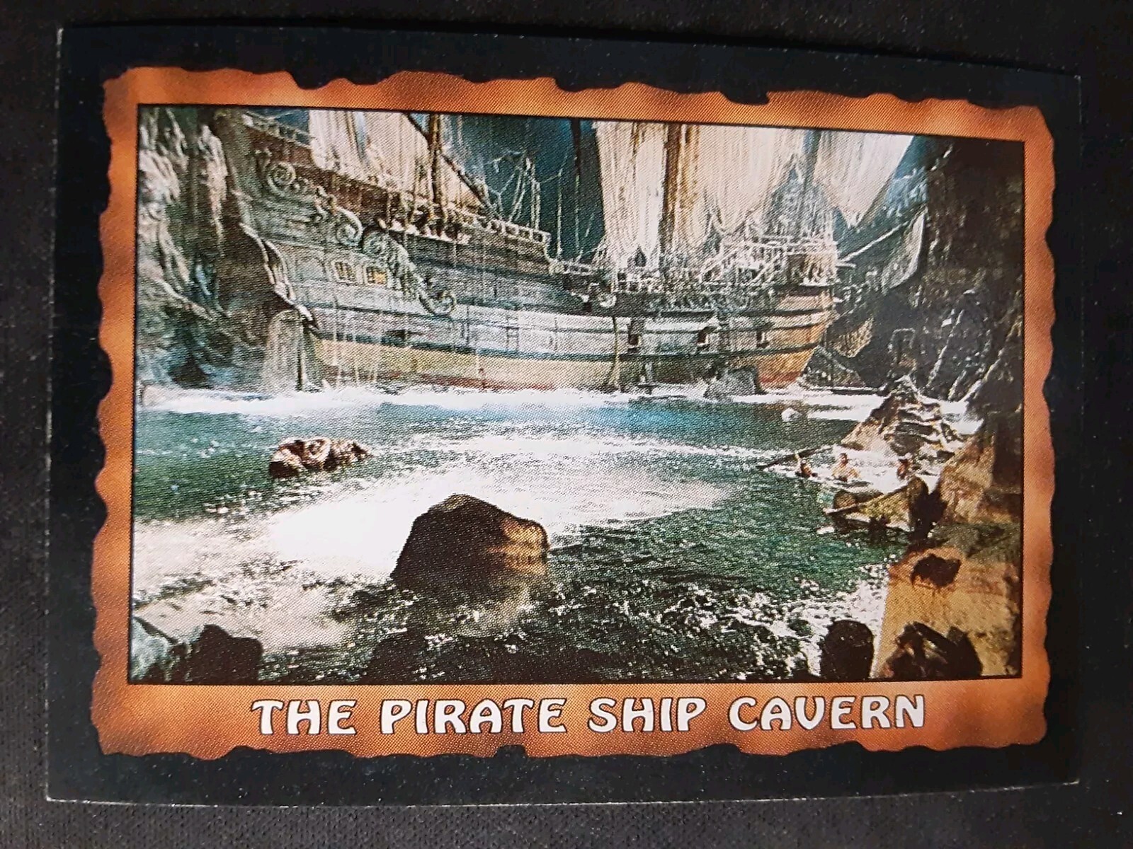 1985 Topps The Goonies #42 Pirate Ship Cavern 