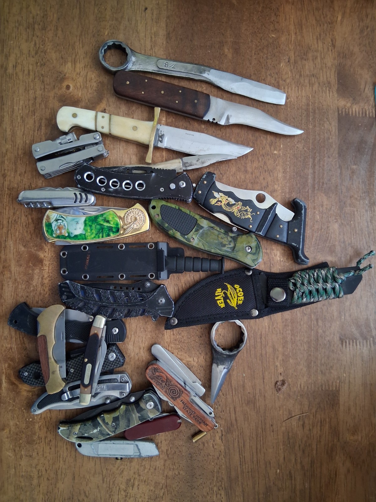 Knife Lot Collection 24 Pieces Miscellaneous