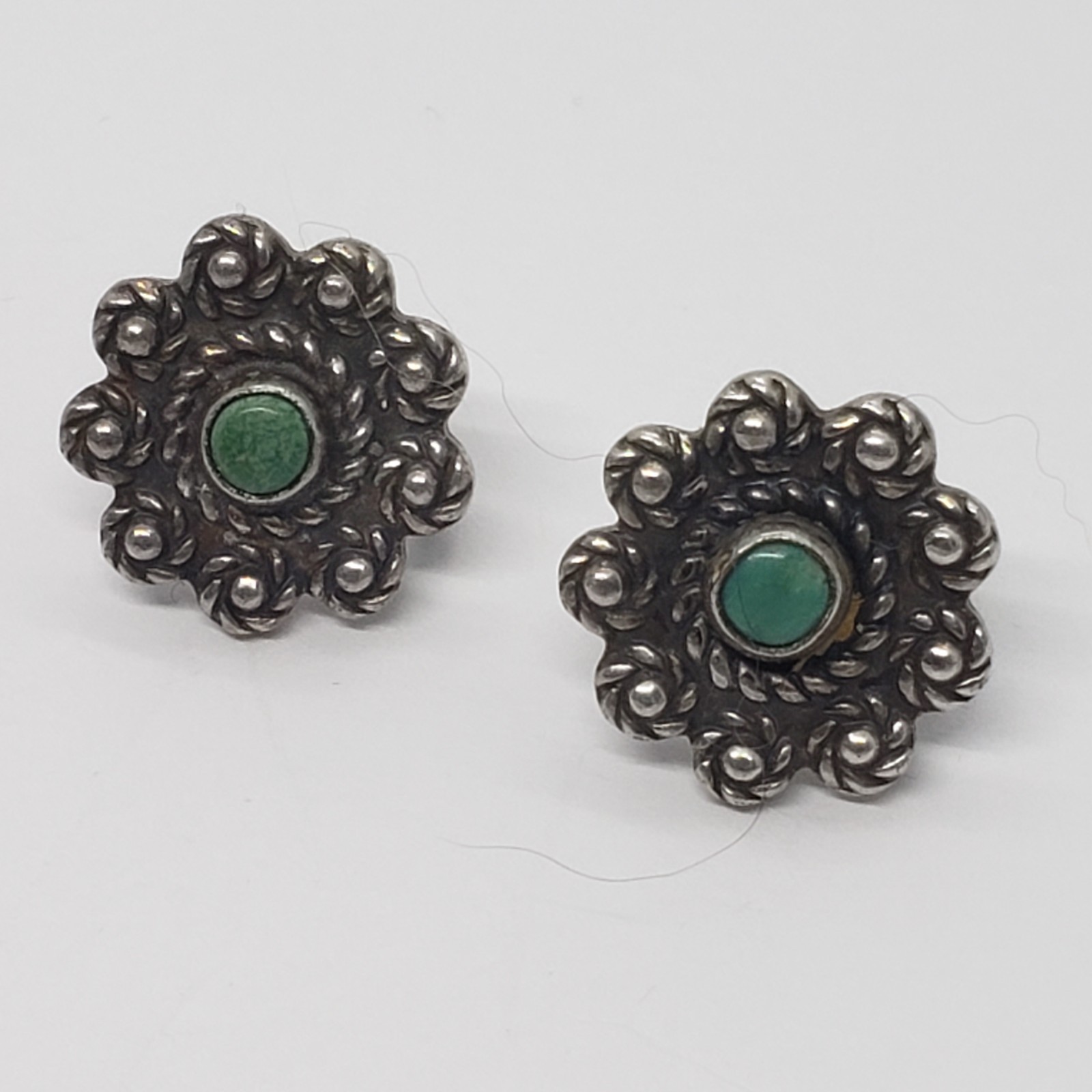 VTG Mid-Century Native American Sterling Silver Turquoise Screw Back Earrings