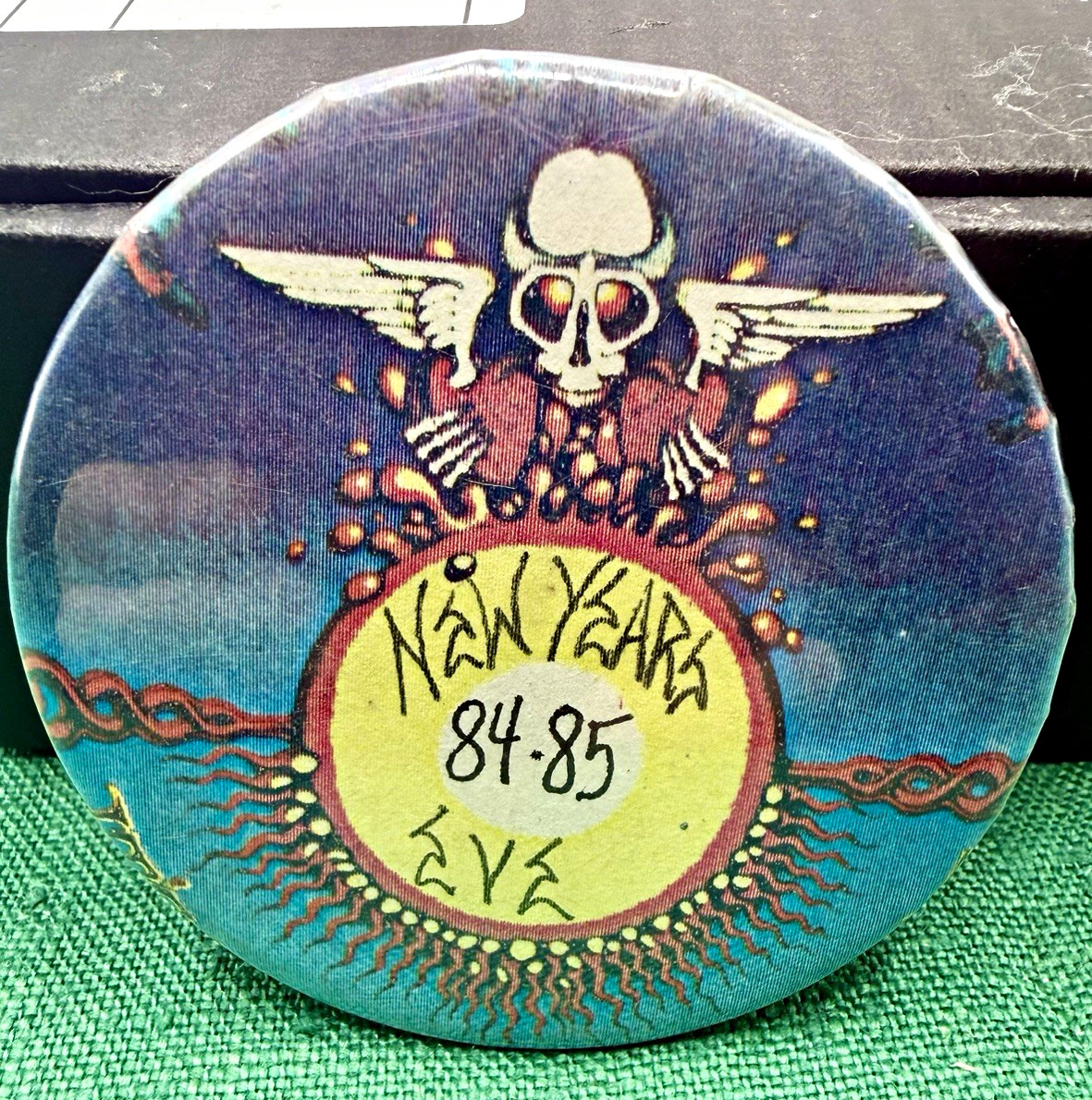Vintage 1984 Grateful Dead New Years Eve Pinback Button Rick Griffin NYE 84-85