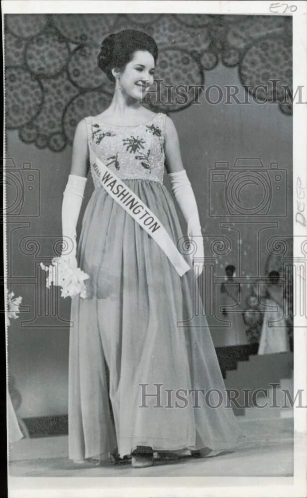 1970 Press Photo Nancy Kay Peterson during Miss America Pageant in New Jersey