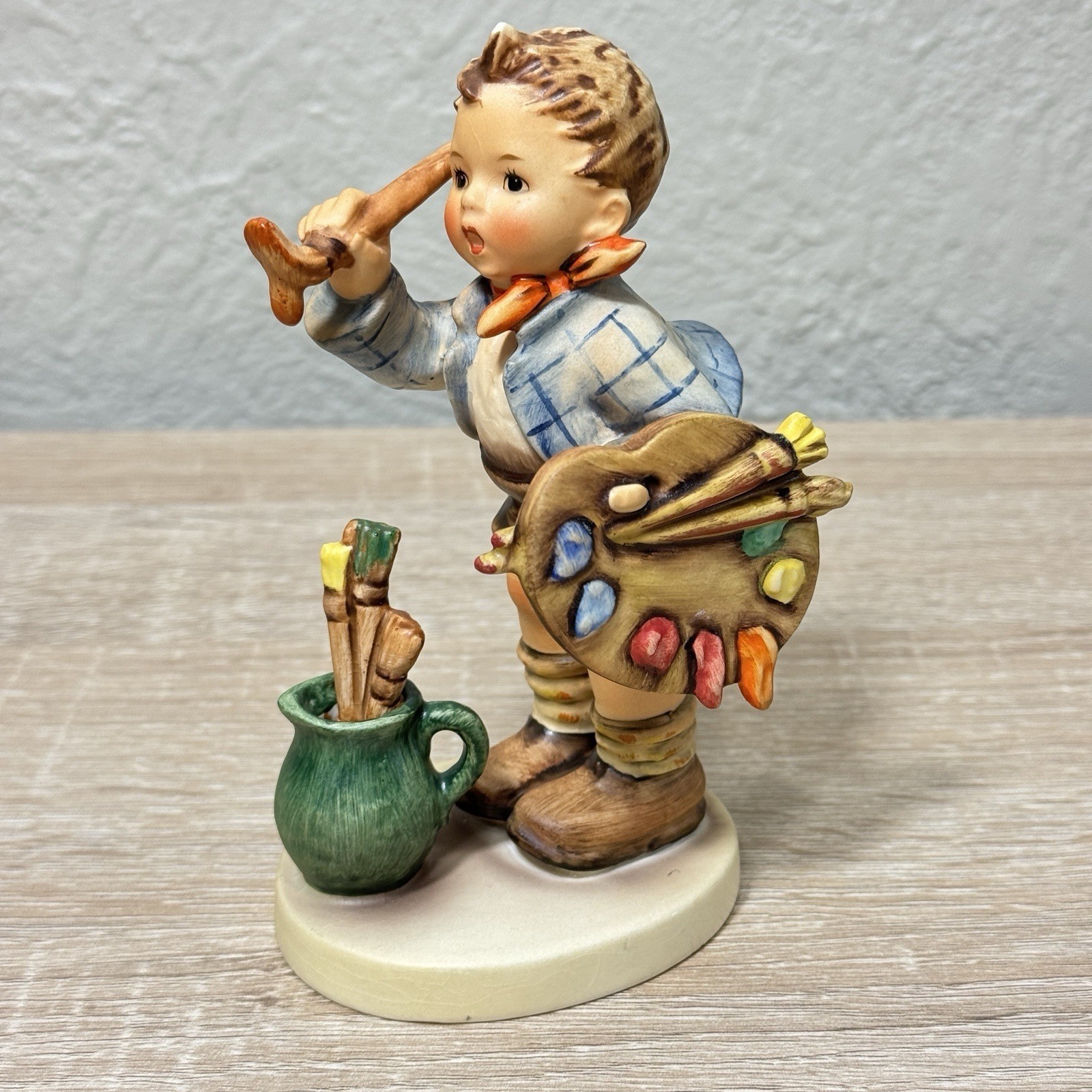 Goebel Hummel The Artist HUM 304 TMK5 1955 Boy Painting 5\