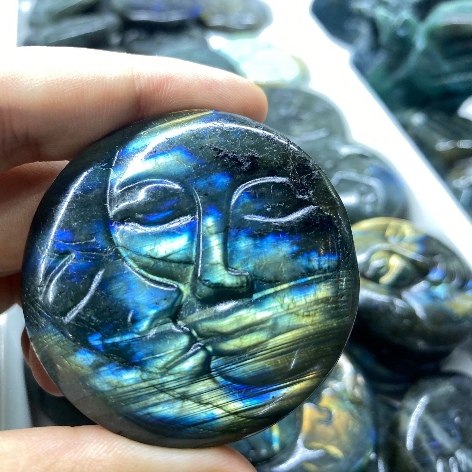1PC  Natural Labradorite sun moon Carved Quartz Crystal Skull gift Healing
