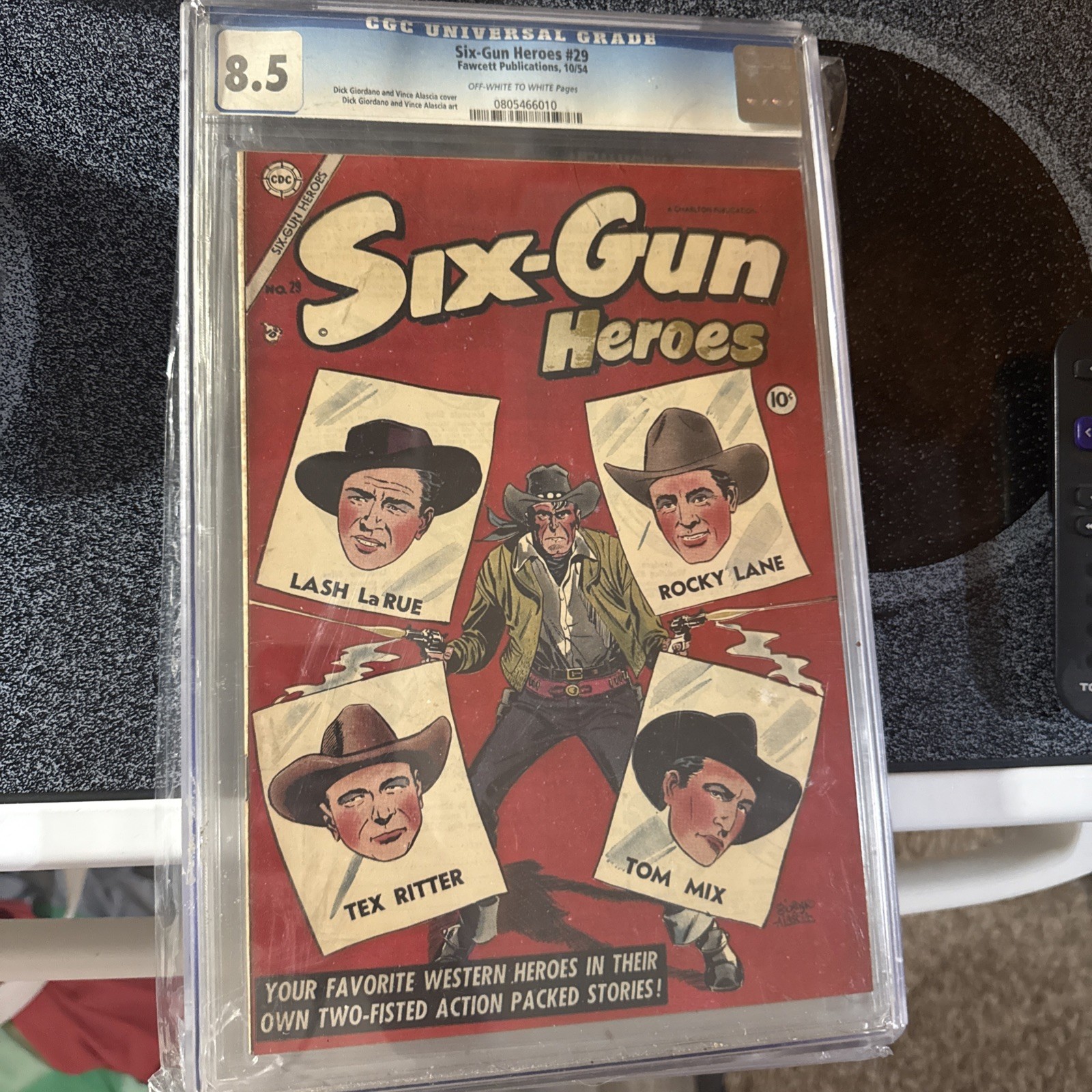 Six-Gun Heroes #29 CGC 8.5 (1954) Fawcett/Charlton Golden Age Western Lash LaRue
