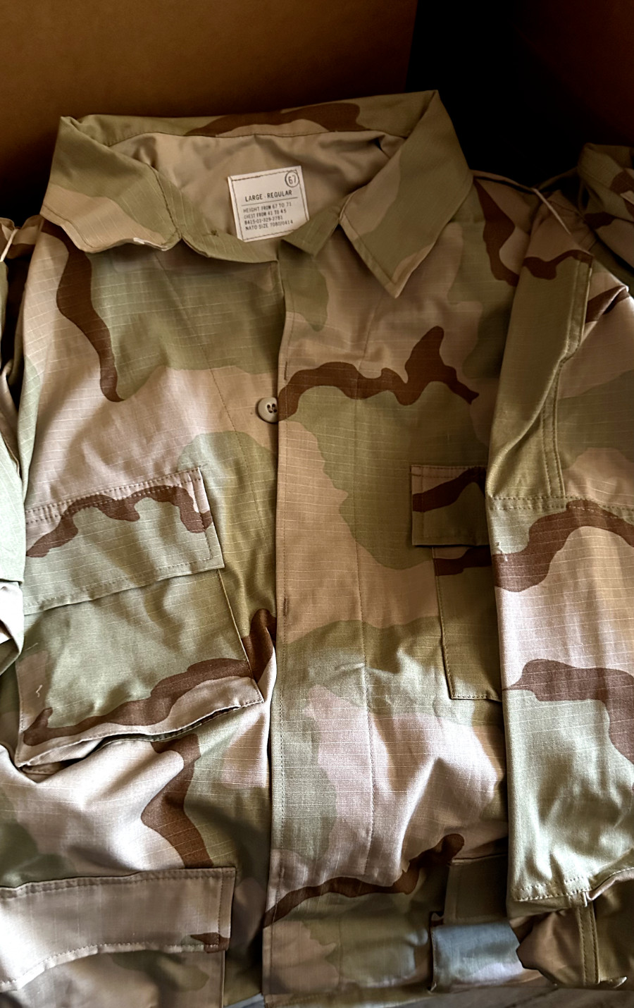 1 NIB NOS 3 COLOR DESERT CAMO BDU SHIRTS SIZE LARGE REGULAR 1 EACH  UNUSED