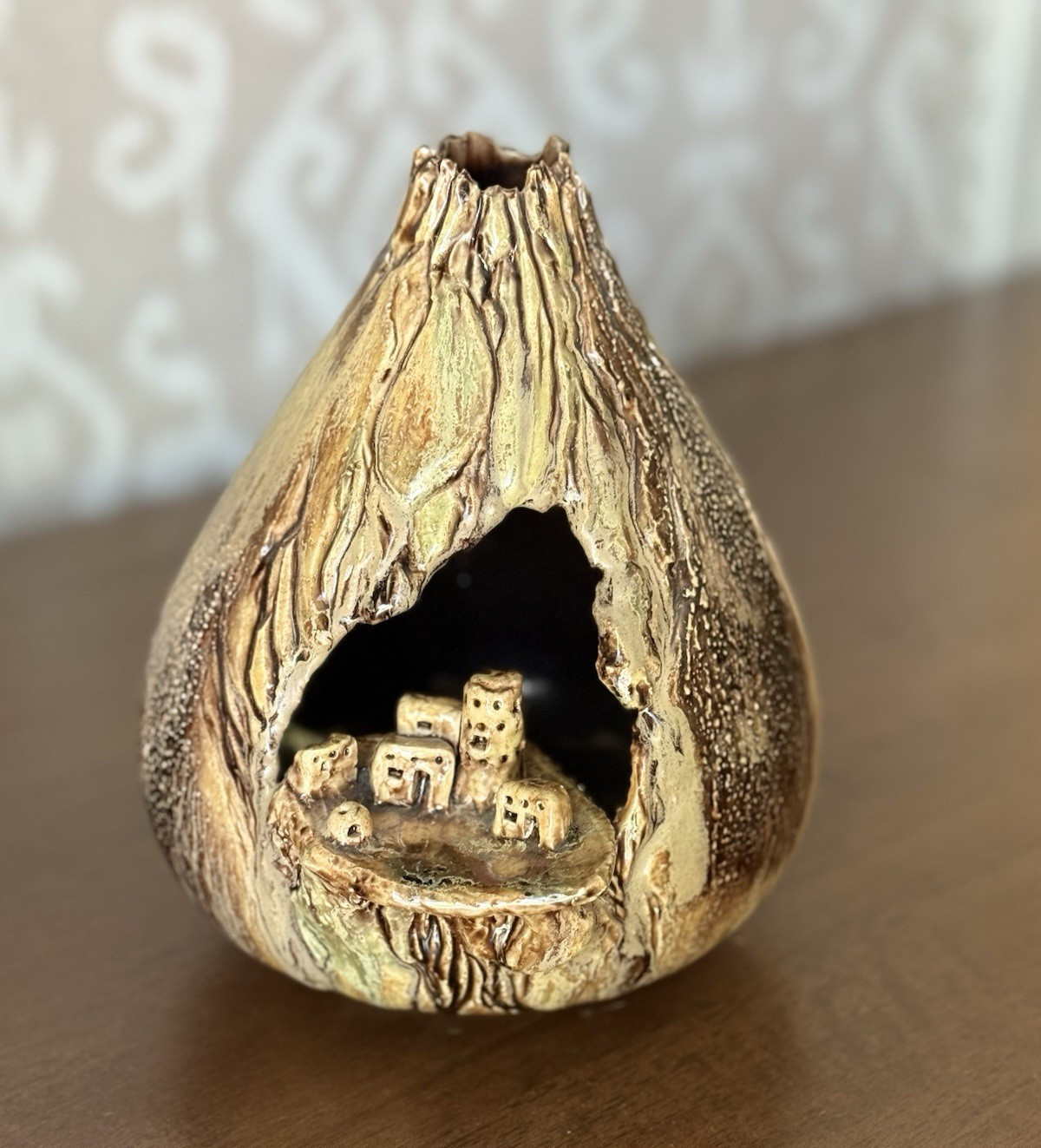 Vintage Signed Janet Haefner  Pottery Volcano Pueblo Sculpture 7.5”  Tall