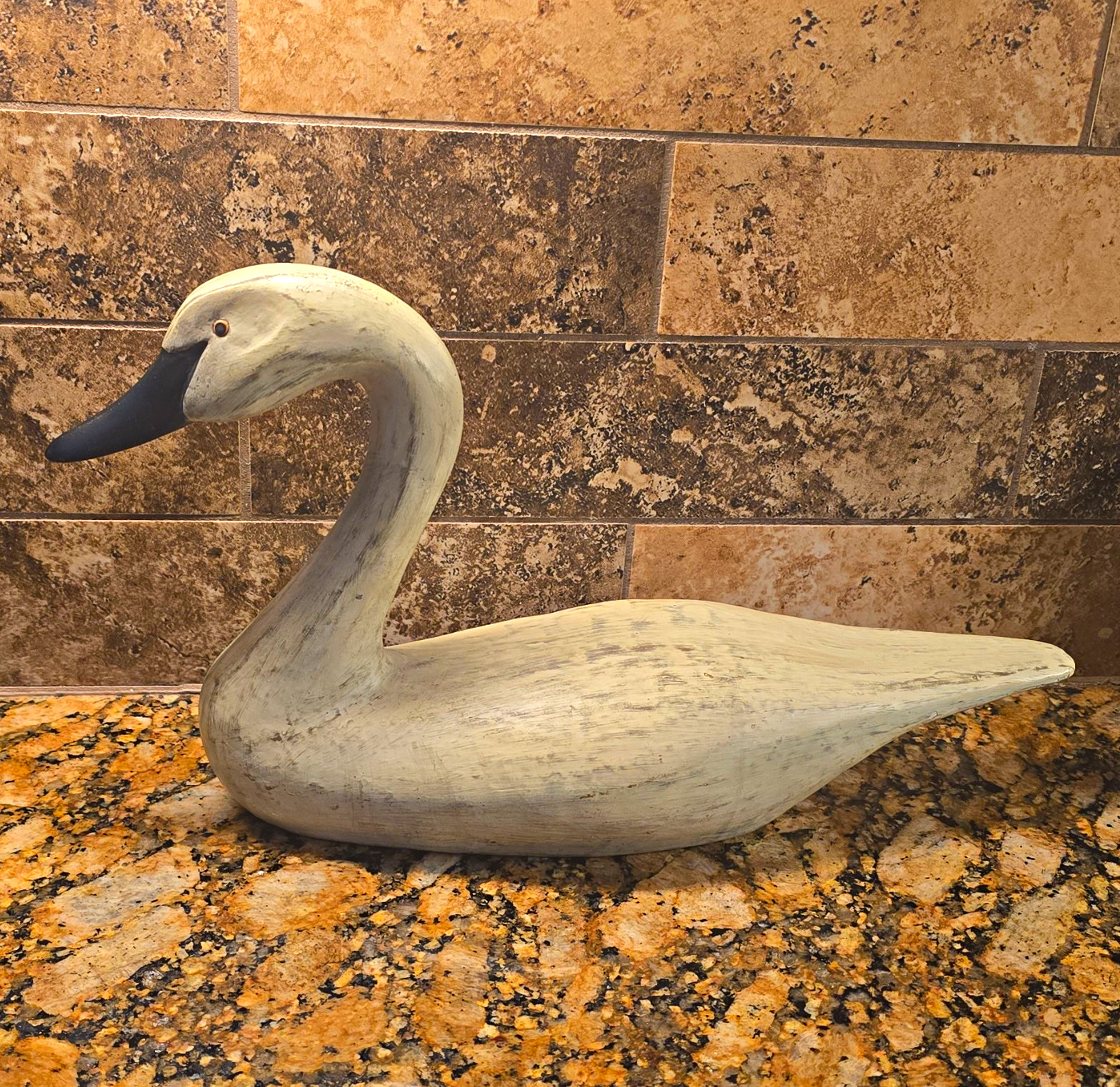 Decorative Beige/Cream Swan Bird Figurine/Decoy with Black Beak ch#60581