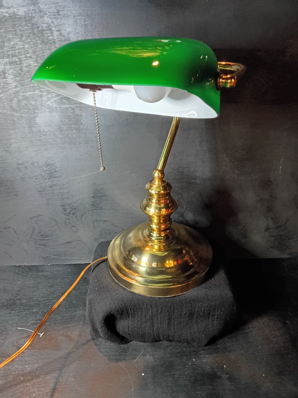 Vintage 1970s Emerald Green Banker's Lamp Mint Condition Brass & Glass Flawless