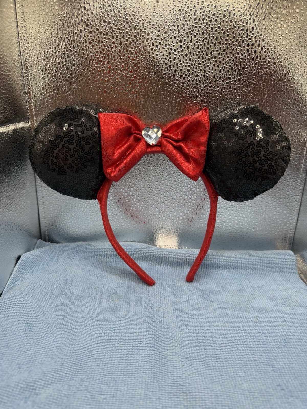 Disney Ears Sparkling Black With Red Bow & Heart Diamond