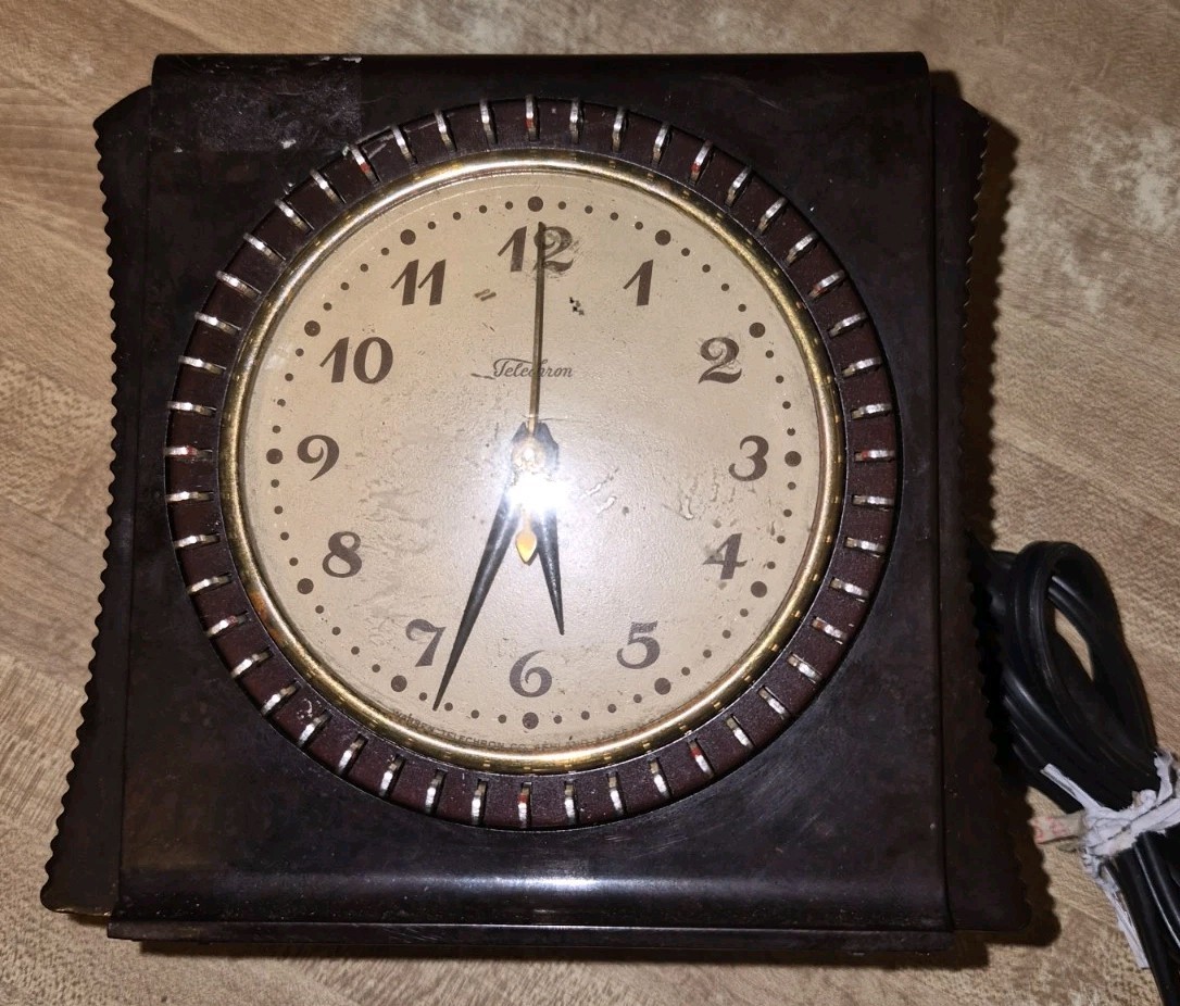 Rare Vintage Telechron Electric Clock Appliance Timer Art Deco bakelite Works