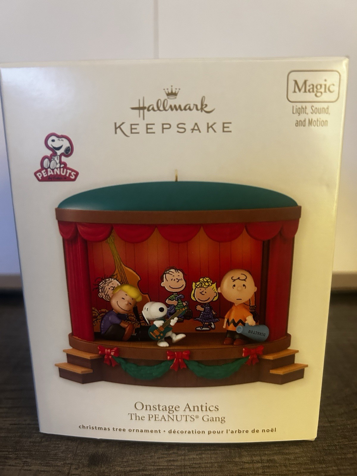2012 Hallmark Keepsake Peanuts Onstage Antics QXI2924 Magic Ornament AS IS
