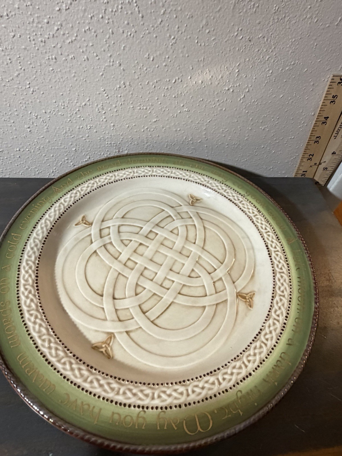 Grasslands Road Irish Blessing Celtic Knot Ceramic Plate Green Cream 11 1/2
