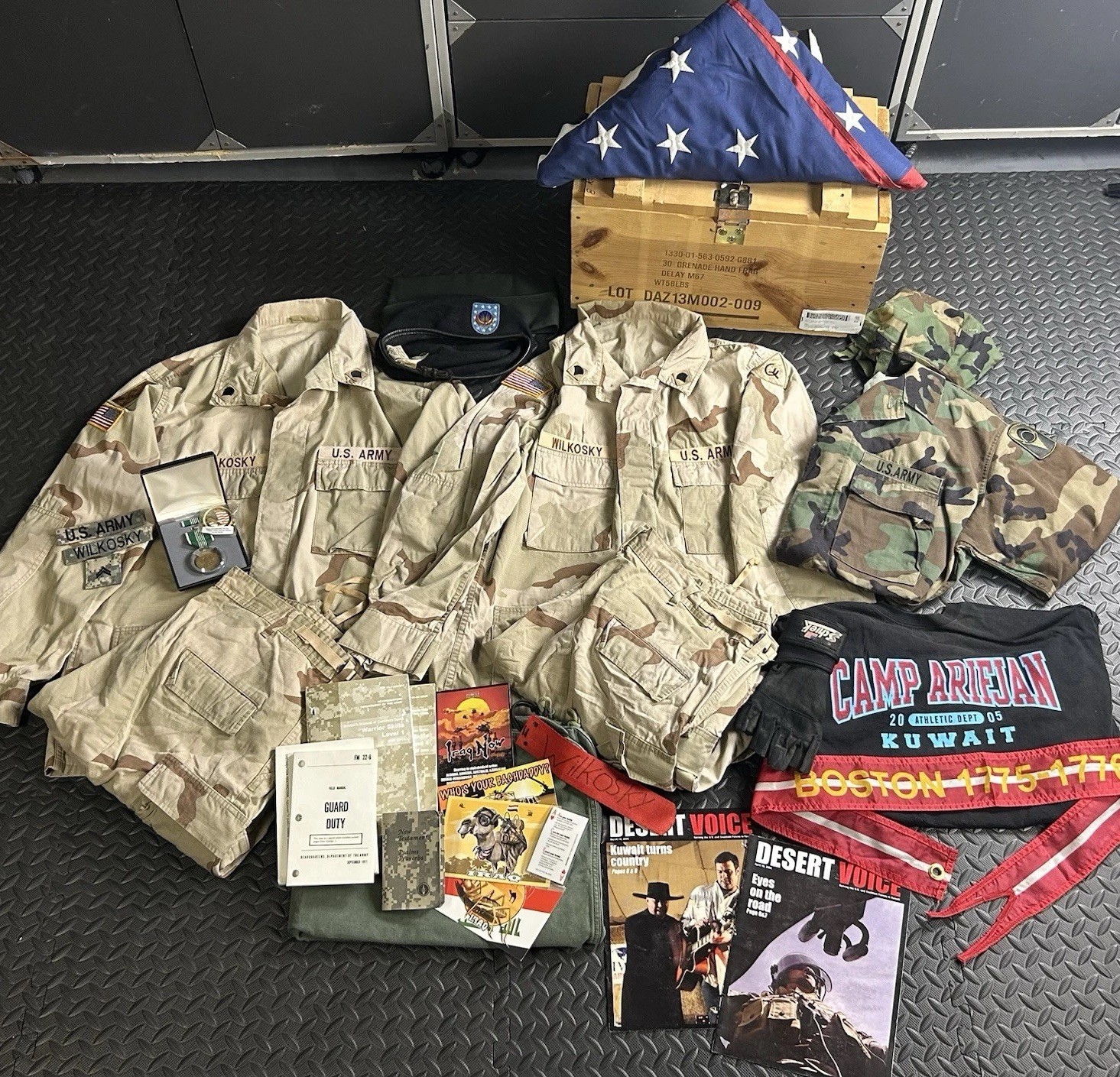 Identified Iraq War OIF DCU Desert Uniform Grouping Lot Iraqi Freedom US Army ID