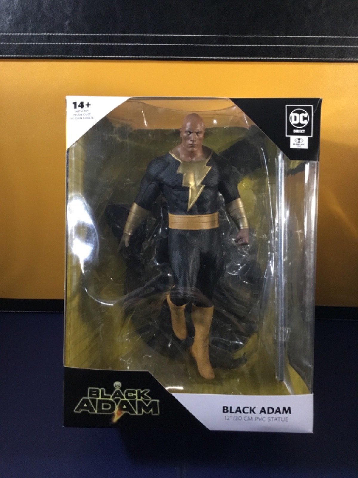DC Direct Black Adam 12\