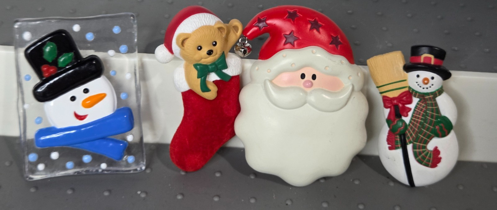 (4)Vtg Hallmark Christmas Lapel Pins Snowman Santa Teddy Bear In Velvet Stocking