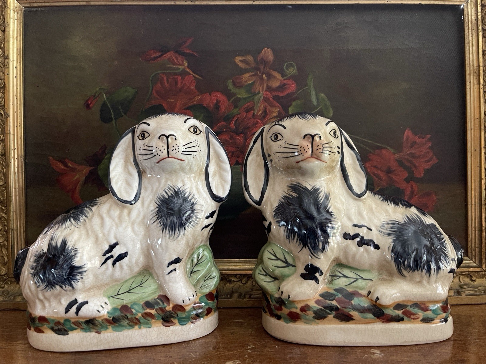Pair Staffordshire Style 2 Bunny Rabbit Painted Figurines Statues Blue 6.5\
