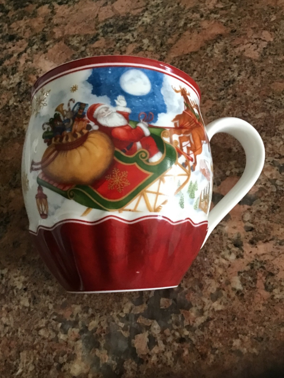 Villeroy & Boch Toy’s Fantasy Santa Claus Toy Shop Oversized Mug NWOT