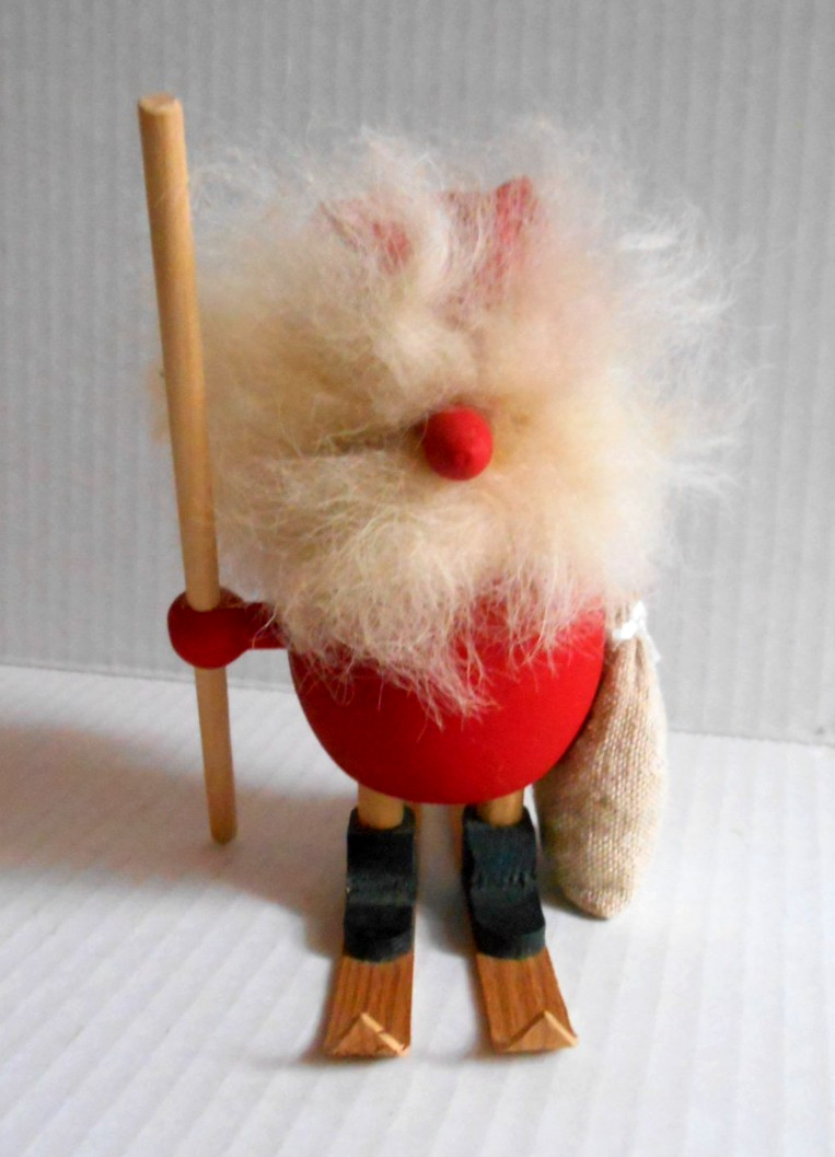 Vtg Swedish Wooden Santa Claus Tomte Scandinavian decor Sweden Christmas 5”