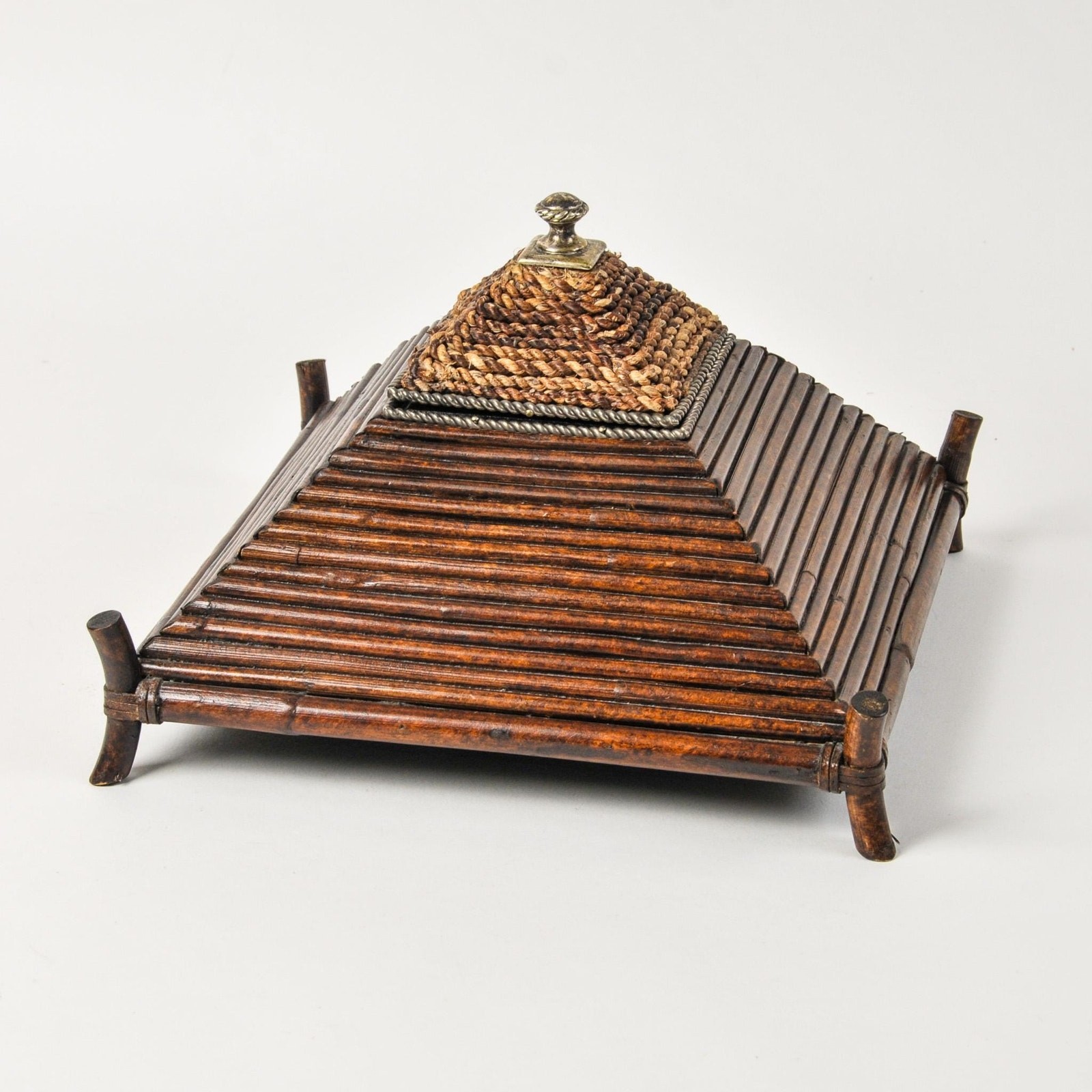 Vintage Striking Pagoda Pyramid Wooden Dresser Box
