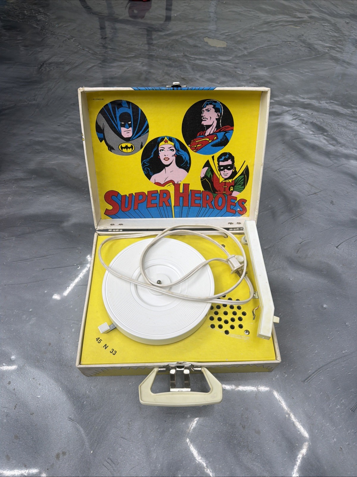 Vintage DC Super Heroe Portable Record Player Batman Superman Wonder Woman Works