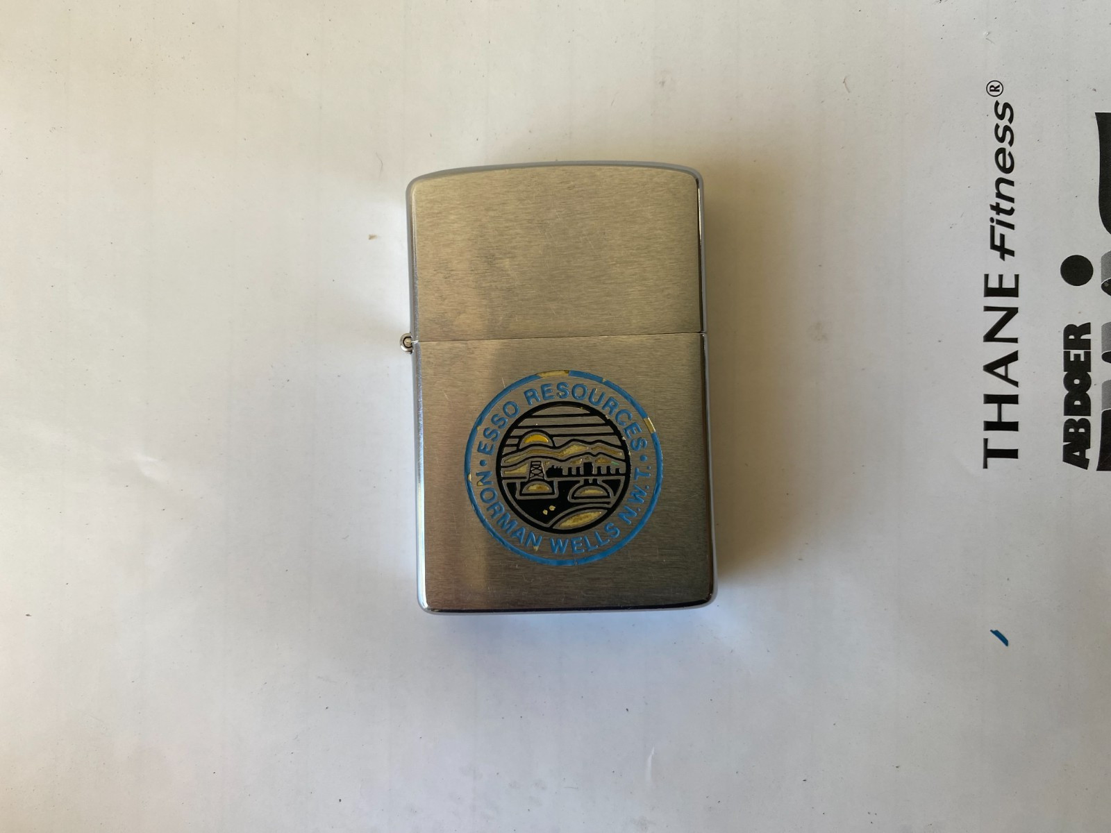 VINTAGE NIAGARA FALLS ONTARIO ZIPPO LIGHTER