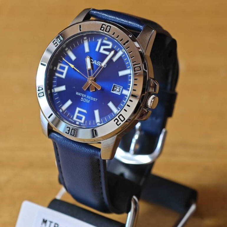 Casio MTP-VD01L-2B Wristwatch Quartz Mens Navy