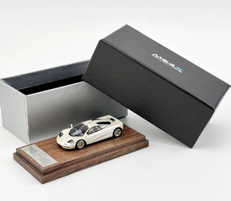M64X MY64 1:64 McLaren F1 MF1 Pearl White Limited Edition Model