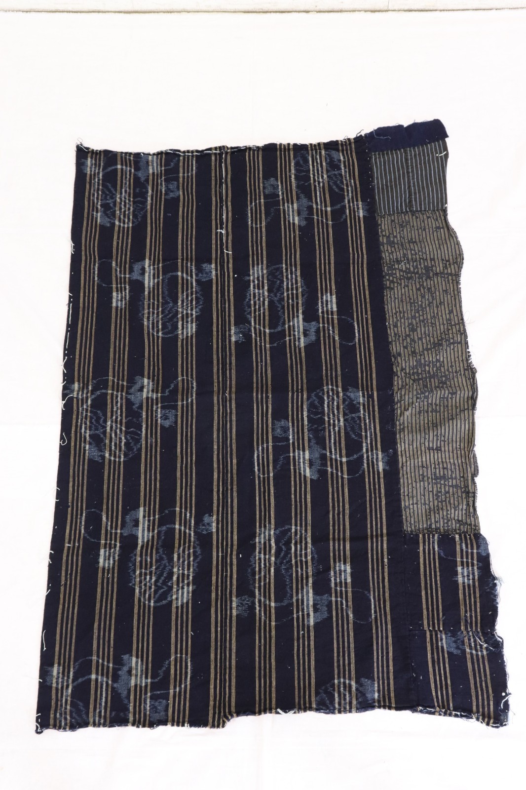 Antique Japanese Boro E-gasuri Indigo Cotton Fabric Patchwork 76.5x77cm