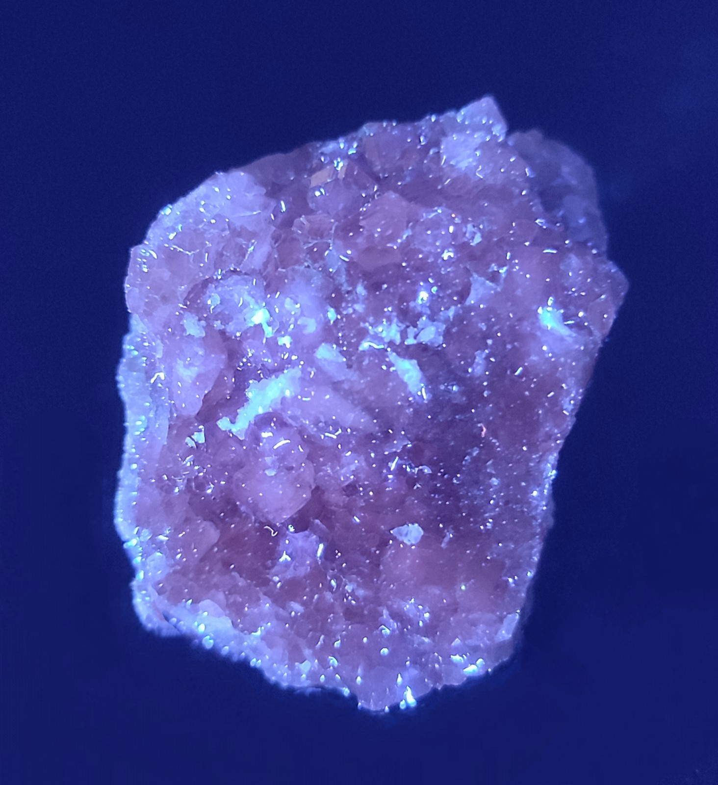 61-gm Very Rare Fluorescent Grossular Var Leuco garnet (AKA White Garnet) - Pak.