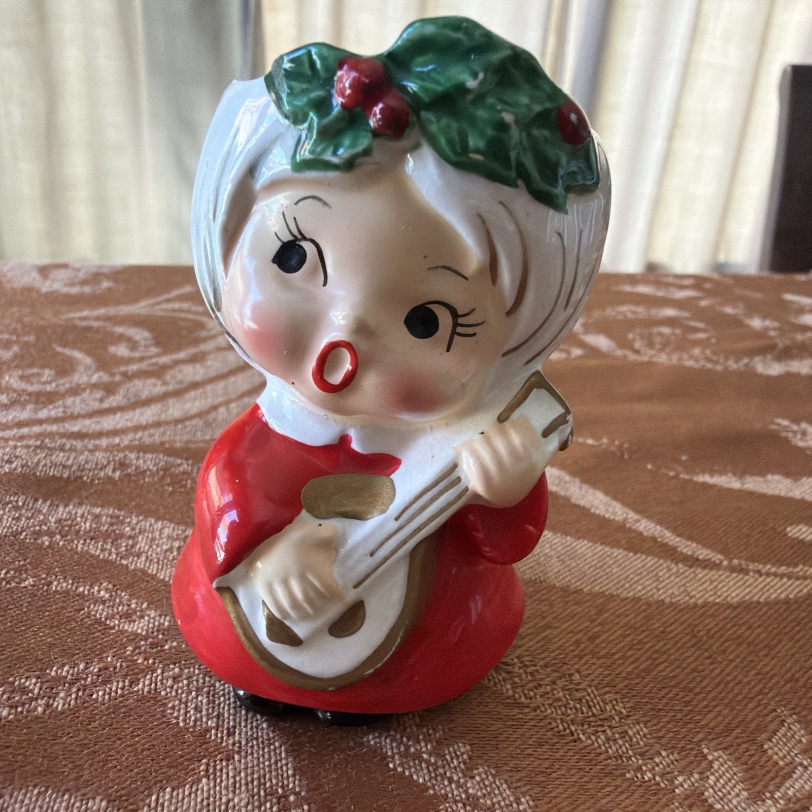 Vintage Lefton Ceramic Hand-Painted Girl Playing Banjo Christmas votive Holder
