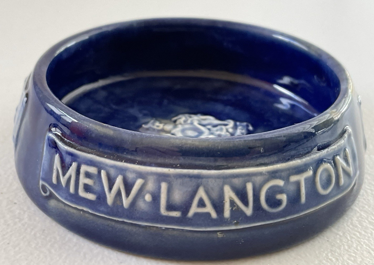 Vintage Royal Doulton Mew Langton Royal Brewery Advertising Ashtray