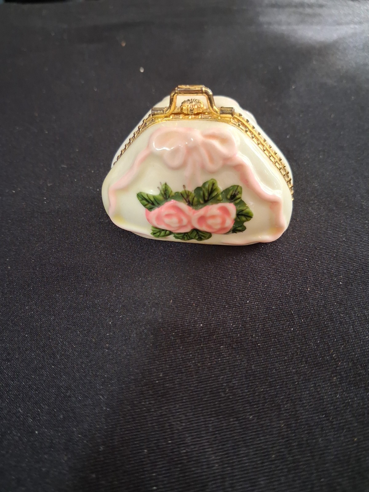 Vintage porcelain handbag trinket box gold trim 