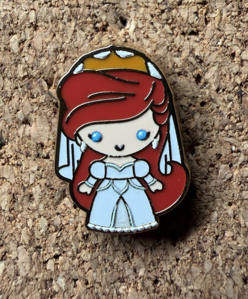 Pink A La Mode Little Mermaid Micro Disney Pin Ariel Wedding CHASER LE 250 PALM