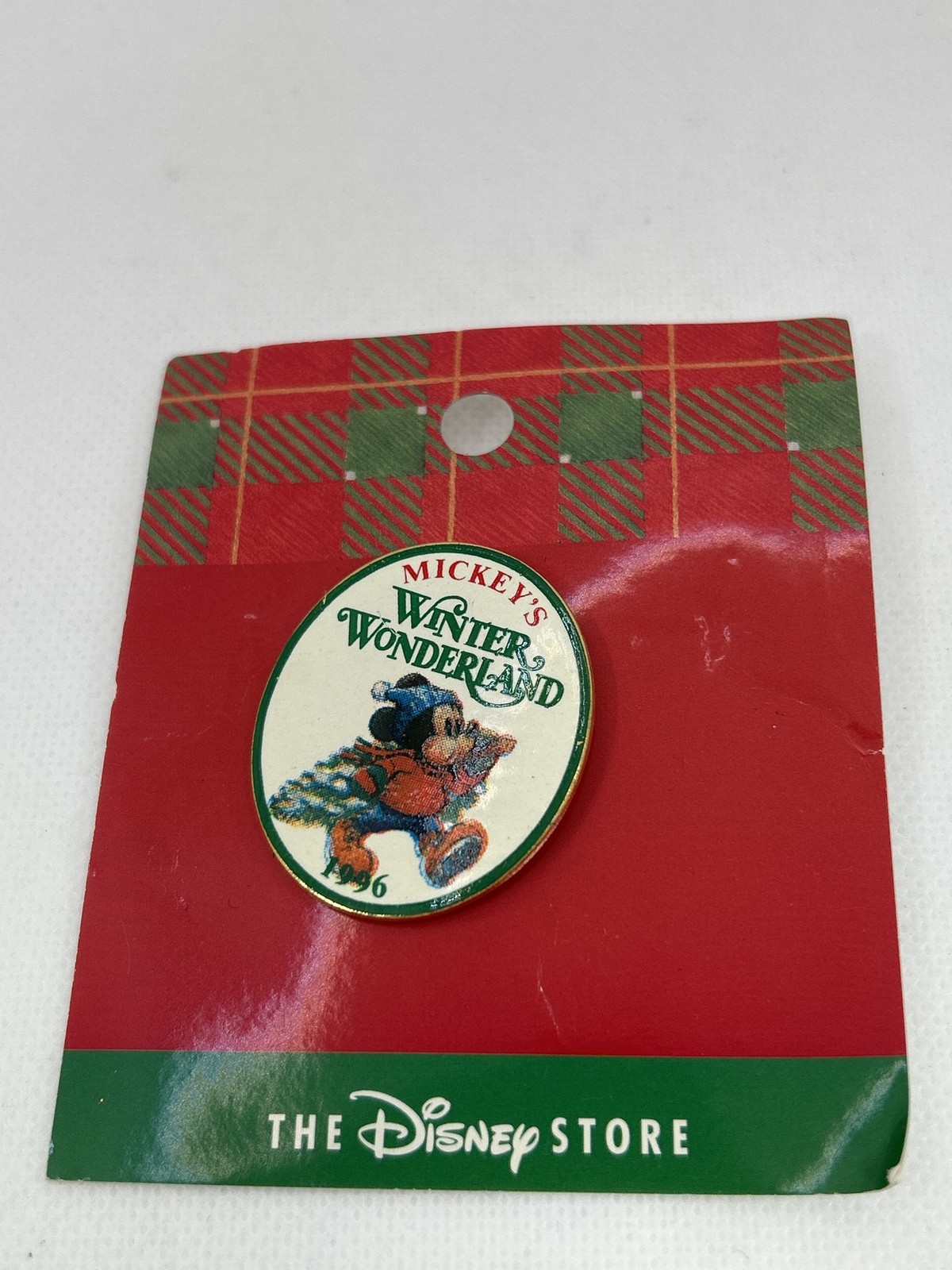 Vintage 1996 Disney Store Mickeys Winter Wonderland Pin Mickey Christmas Tree