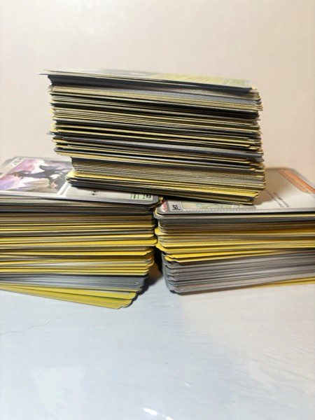 Pokémon Trading Card Lot - 100 Uncommon Assorted Cards Mixed Stack Used NM/LP
