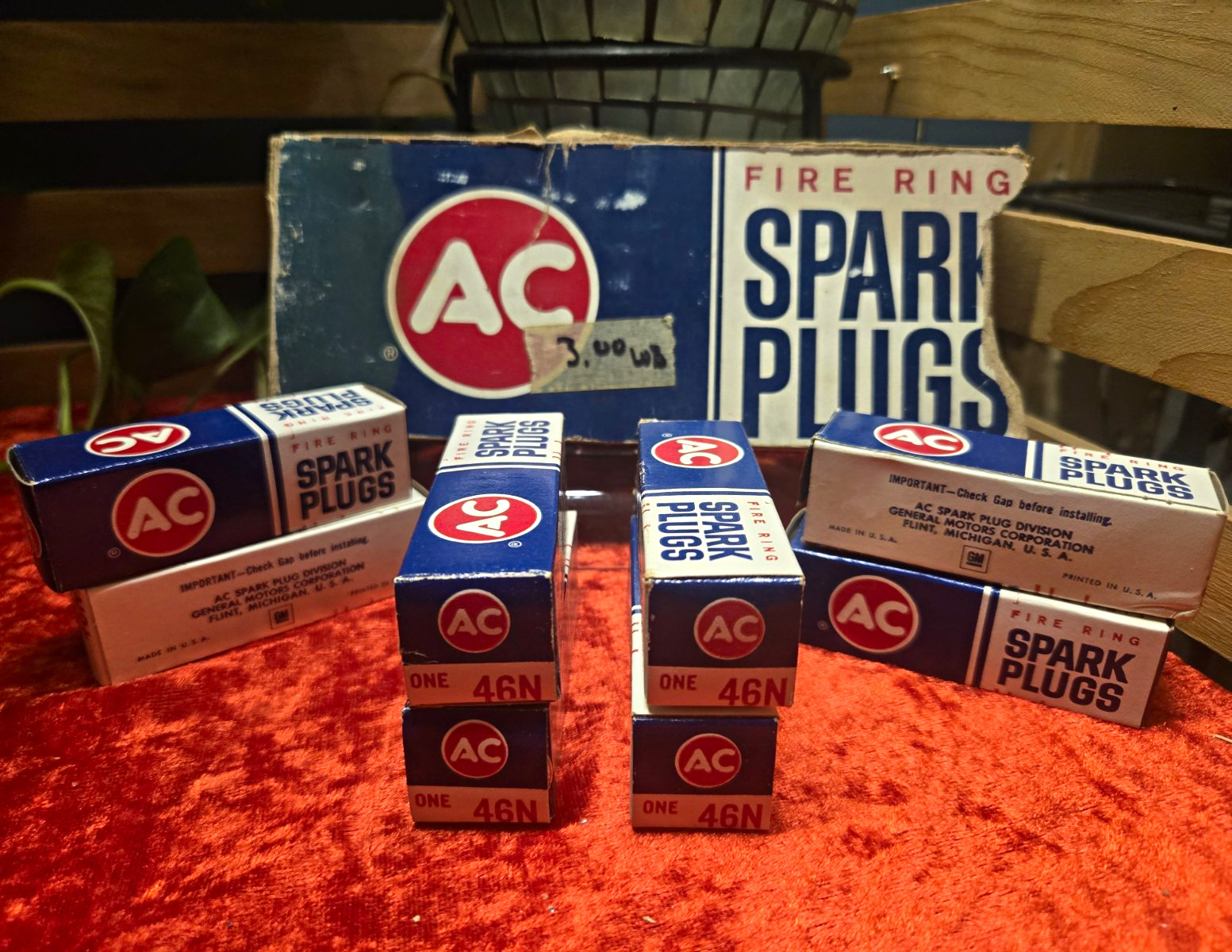 Lot of 8 Vintage NOS AC Fire Ring 46N Spark Plugs GM Classic Car Restoration USA