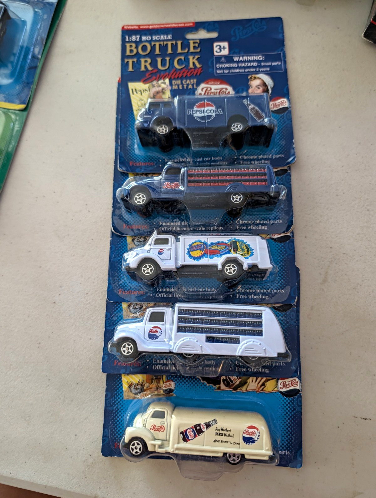 Pepsi Bottle Truck Die Cast Metal Set 1:87 HO Scale  Theme