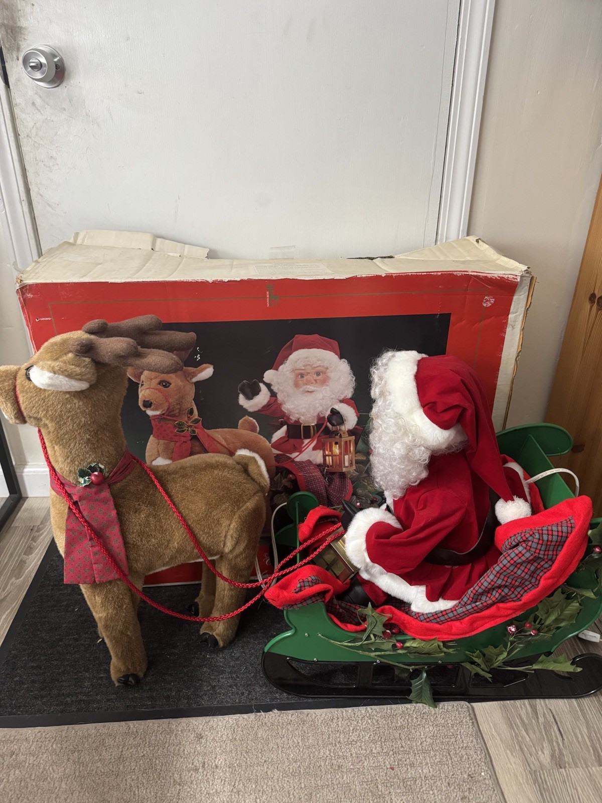 Vintage 1993 Santa's Best Animated Santa Reindeer Sleigh Christmas READ